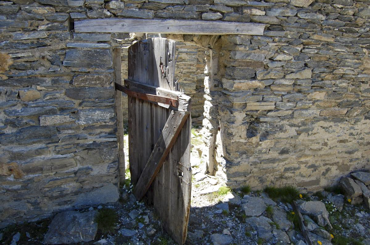 Ligne Maginot - MONT FROID EST - (Blockhaus pour arme infanterie) - Porte de la cuisine - Michal Prasil