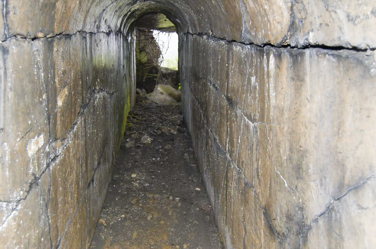 Ligne Maginot - REVETS - (Ouvrage d'infanterie) - Couloir vers bloc 2 - Michal Prasil
