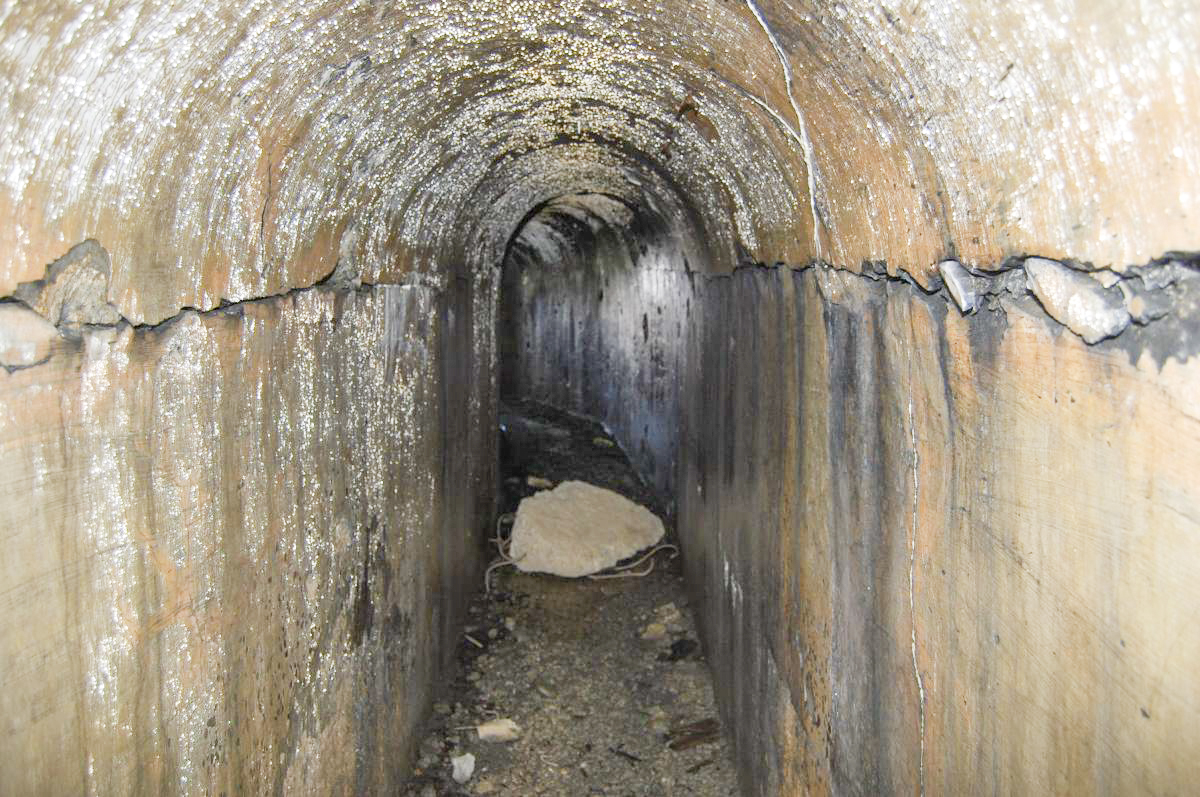 Ligne Maginot - REVETS - (Ouvrage d'infanterie) - Couloir vers bloc 1 - Michal Prasil