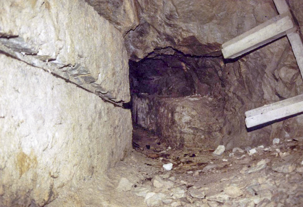 Ligne Maginot - AMODON - (Abri) - Latrines - Pascal LAMBERT