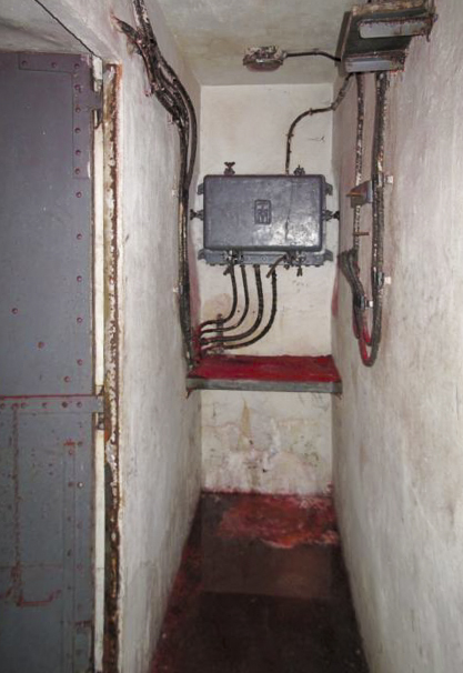 Ligne Maginot - ANNEXE DE SAINT ANTOINE - (Casemate d'infanterie - Simple) - Central téléphonique - ARMAND Patrick