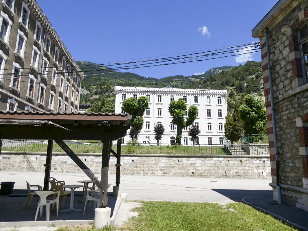 Ligne Maginot - CASERNE LOUTRAZ - (Casernement) -  - ELLENA - CUNY