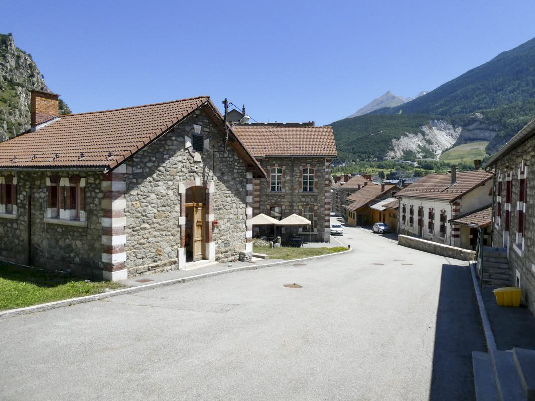 Ligne Maginot - CASERNE LOUTRAZ - (Casernement) -  - ELLENA - CUNY