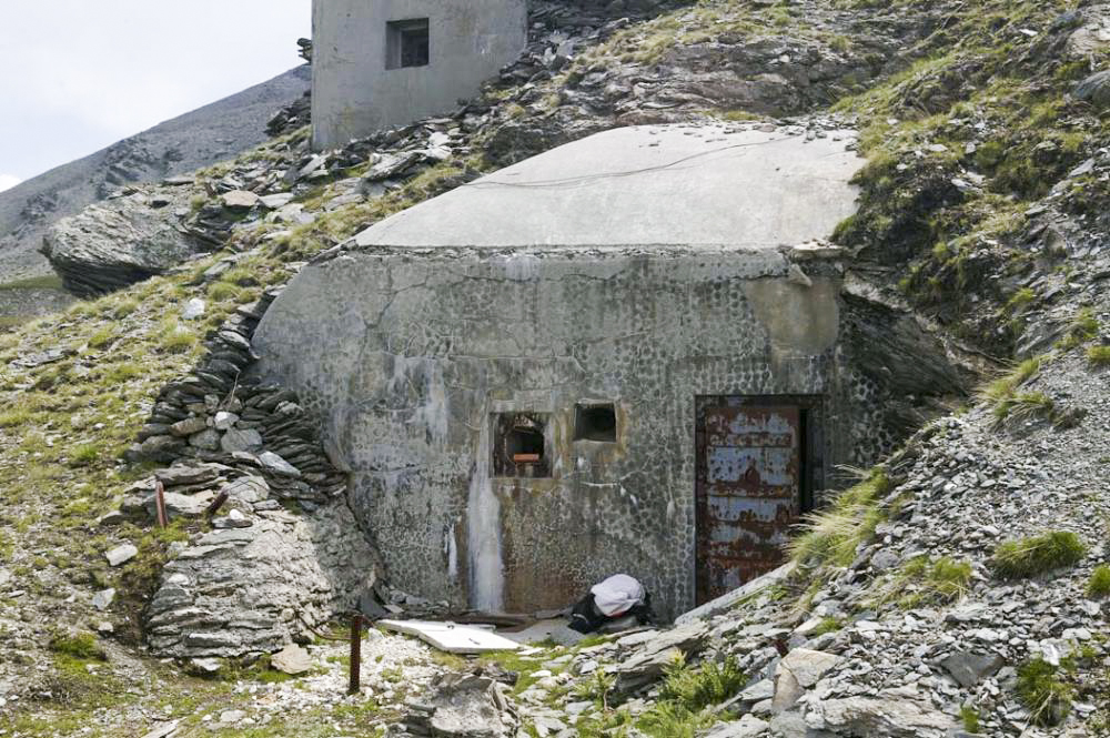 Ligne Maginot - FREJUS - (Ouvrage d'infanterie) - Le bloc d'entrée - ZEIG Marc