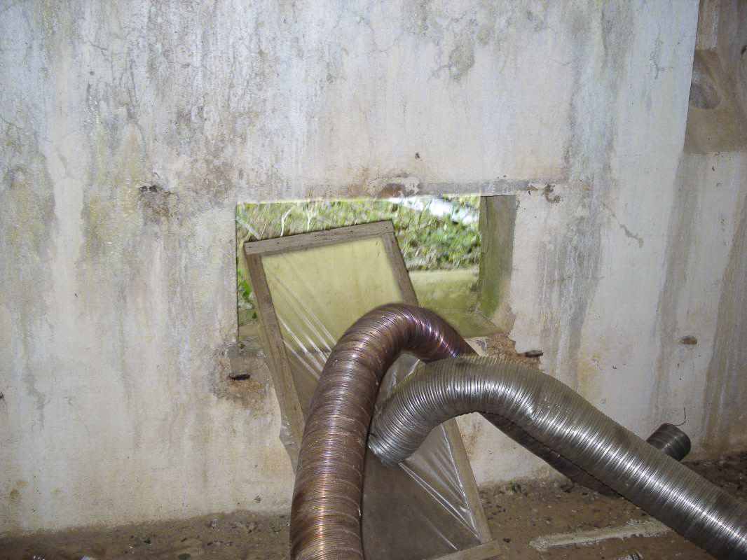 Ligne Maginot - MF16 - S - BEAU TERME - (Poste GRM - Maison Forte) - Face frontale, crénau AC - R Tucker