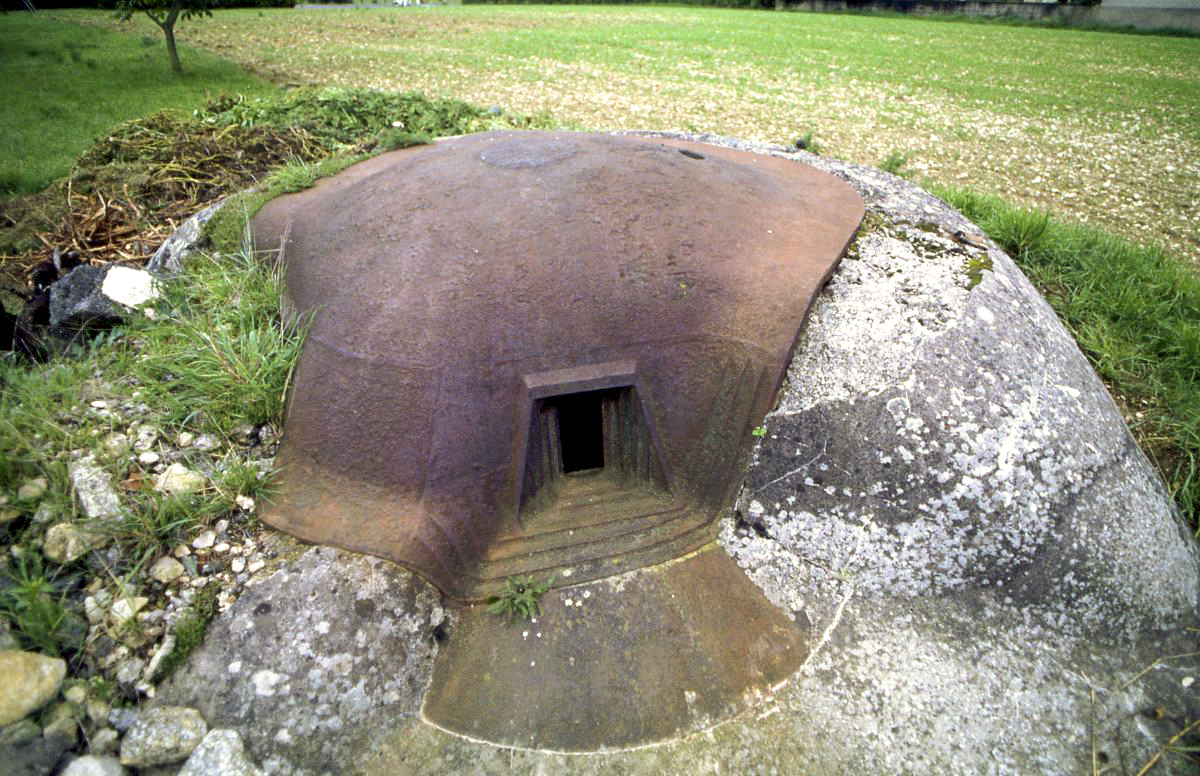 Ligne Maginot - ACP3 - (Blockhaus pour arme infanterie) - La casemate Pamart en 1994 - Valentin Hemmert