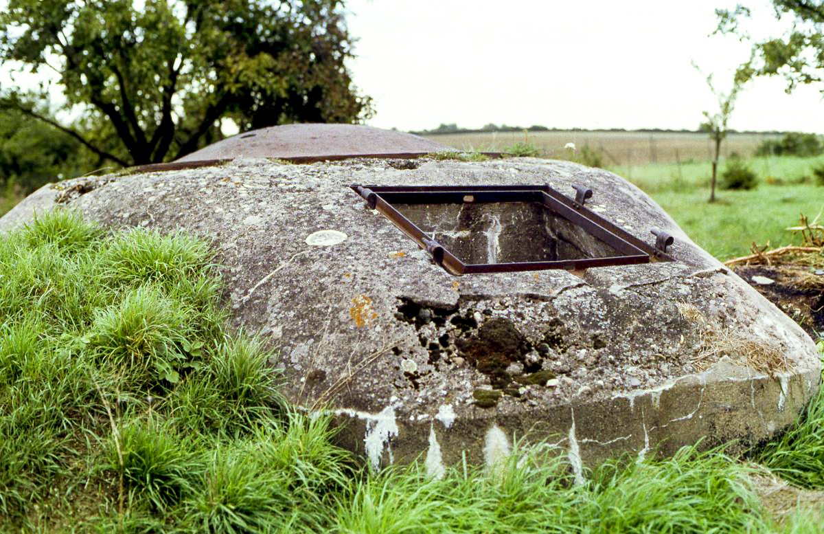 Ligne Maginot - ACP3 - (Blockhaus pour arme infanterie) - La casemate Pamart en 1994 - Valentin Hemmert