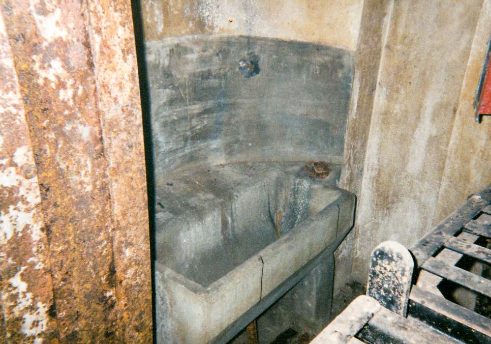 Ligne Maginot - BOUST - O13 - (Observatoire d'artillerie) - Lavabo - FRED KOLSCH