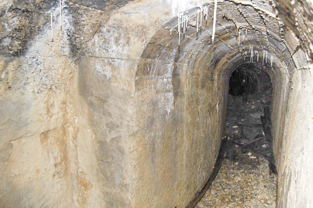 Ligne Maginot - PLAN à MARIN - (Abri) - Galerie principale vers caserne - Michal Prasil