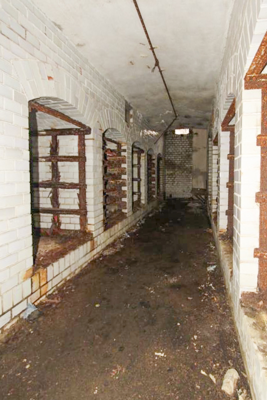 Ligne Maginot - FORT DE MUTZIG - (Ouvrage d'artillerie) - BATTERIE 3
Pièce de 10 sous bouclier - Les Gardiens du Rhin