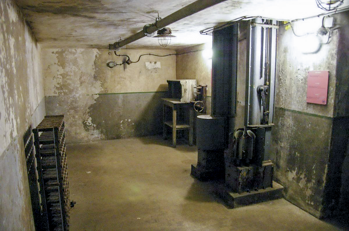 Ligne Maginot - SAINT GOBAIN - (Ouvrage d'infanterie) - Bloc 2
Etage inférieur
Magasin de stockage et de préparation des munitions de mortier - D. Froehly