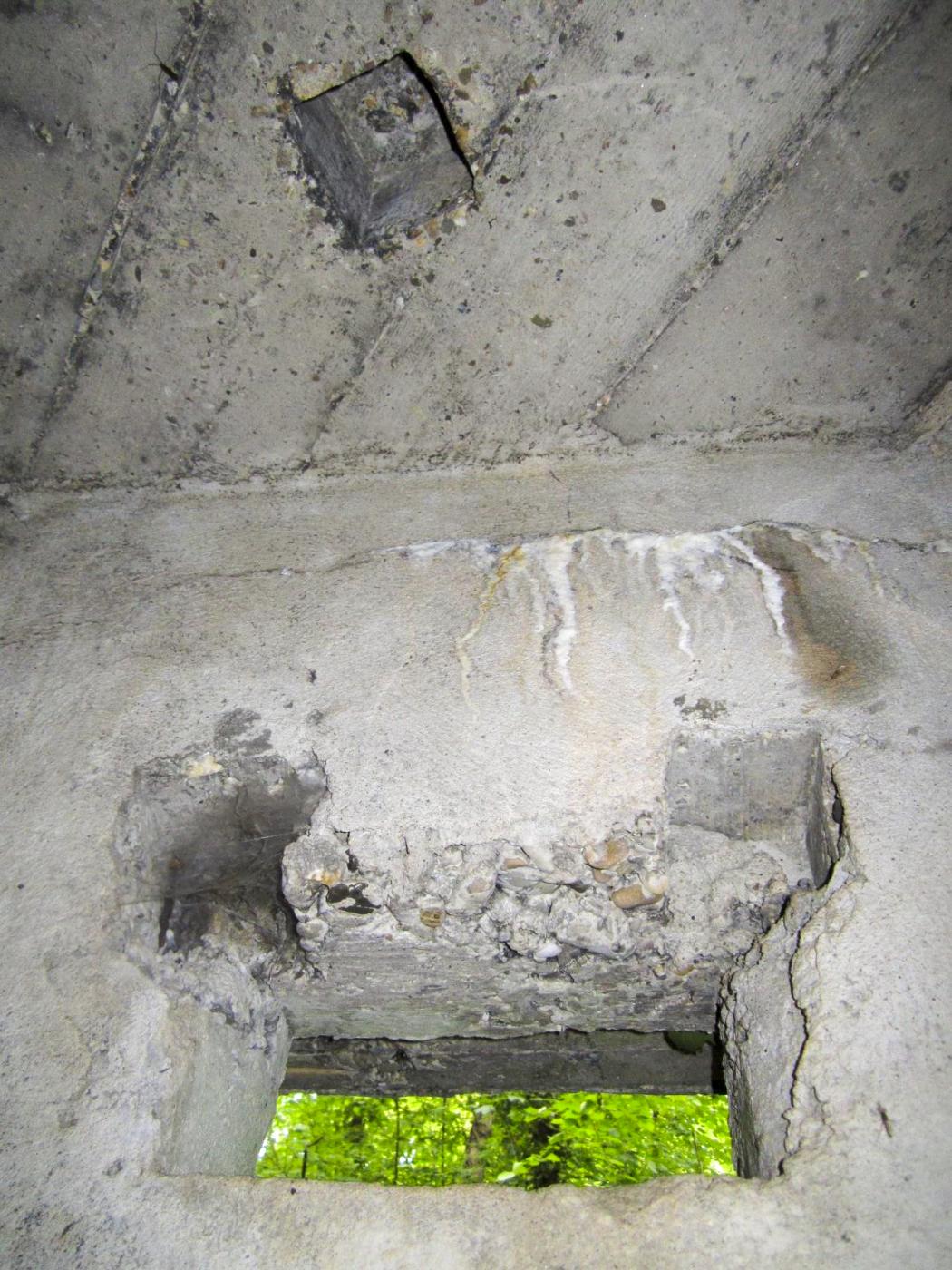 Ligne Maginot - 57 - STEINGIESSEN - (Blockhaus pour arme infanterie) - Détail du créneau et réservation - G.Fuchs