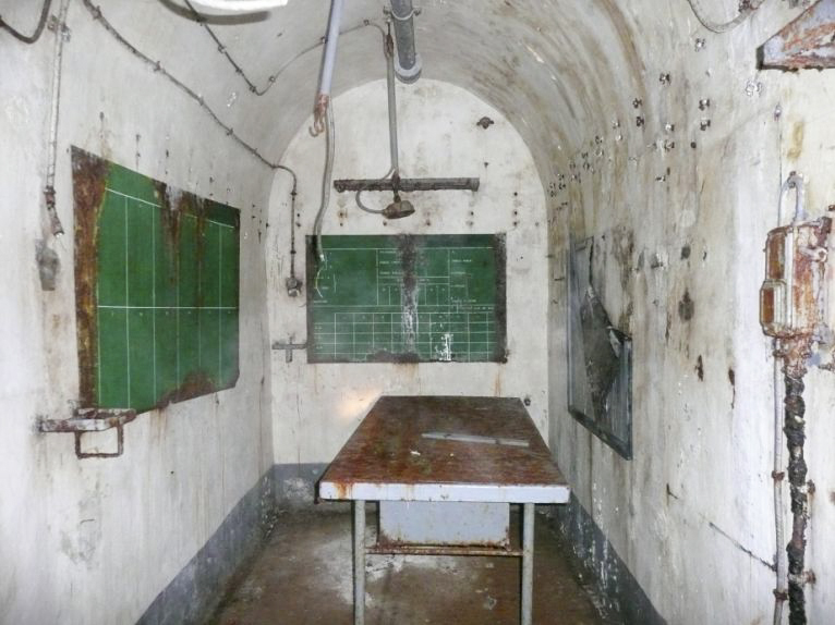 Ligne Maginot - SAPEY - (Ouvrage d'artillerie) - PC des blocs 1 et 2 - ARMAND Patrick