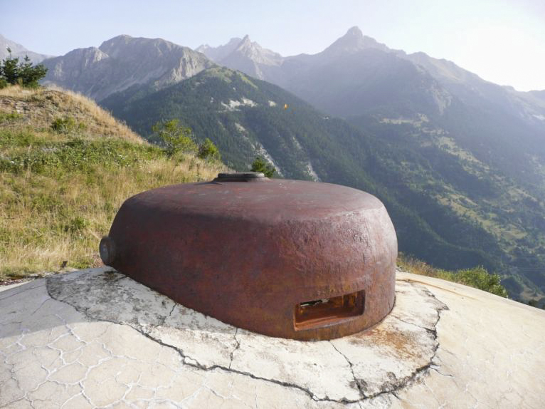 Ligne Maginot - SAPEY - (Ouvrage d'artillerie) - Bloc 3
Cloche VDP - ARMAND Patrick