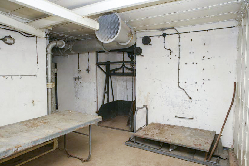 Ligne Maginot - SAPEY - (Ouvrage d'artillerie) - Bloc 4
La casemate pour 75 - ZEIG Marc
