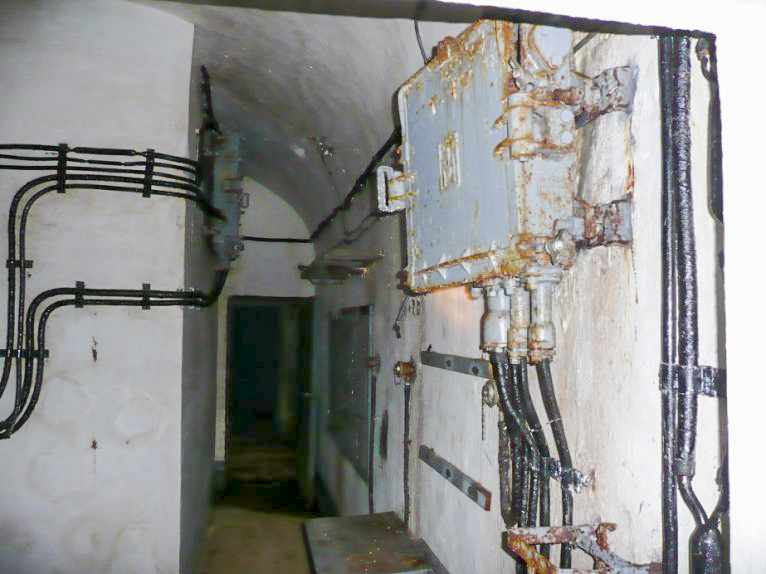 Ligne Maginot - SAPEY - (Ouvrage d'artillerie) - PC de l'ouvrage - ARMAND Patrick