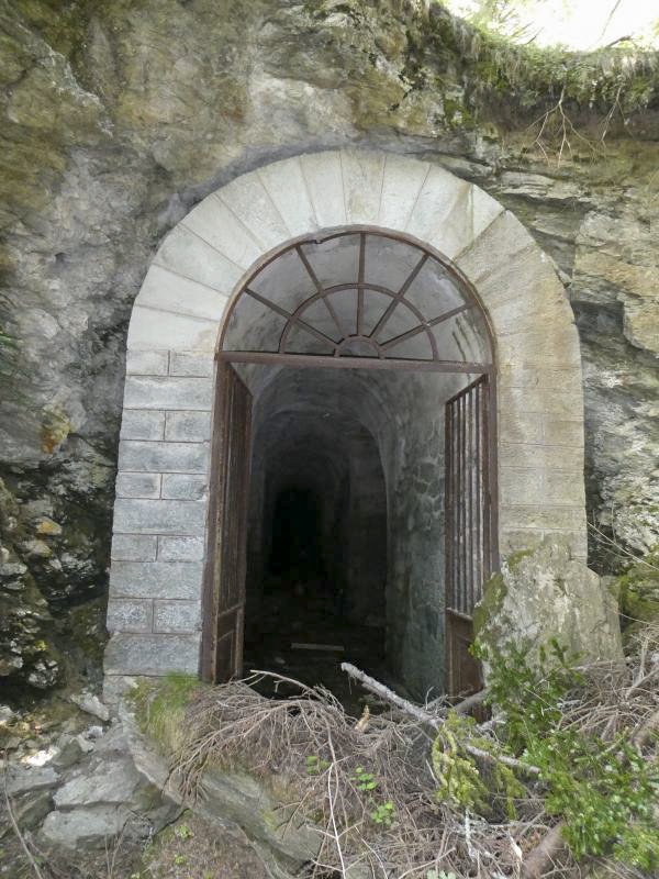 Ligne Maginot - SAPEY - (Ouvrage d'artillerie) - Abri sous roc - Ellena-Cuny