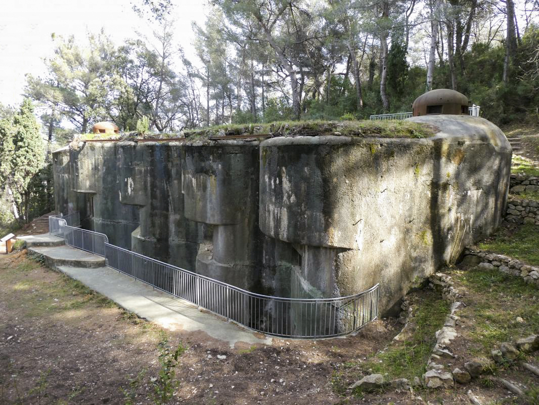 Ligne Maginot - ROQUEBRUNE - CORNILLAT - (Ouvrage d'artillerie) - Bloc 3 - ELLENA - CUNY