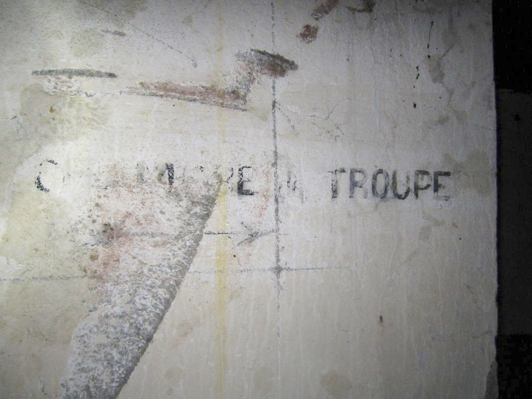 Ligne Maginot - OBERROEDERN NORD - (Casemate d'infanterie - Double) - Inscription 'chambre de troupe' - Gregory Fuchs