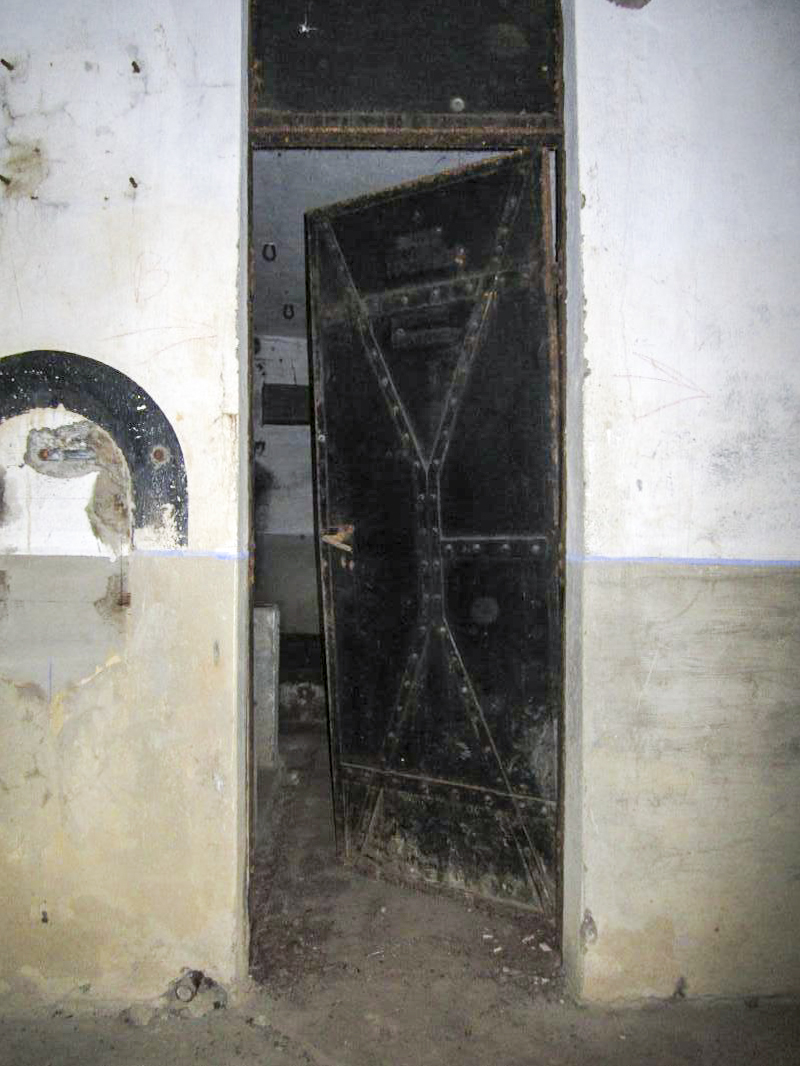 Ligne Maginot - OBERROEDERN NORD - (Casemate d'infanterie - Double) - Entrée salle des machines - Gregory Fuchs
