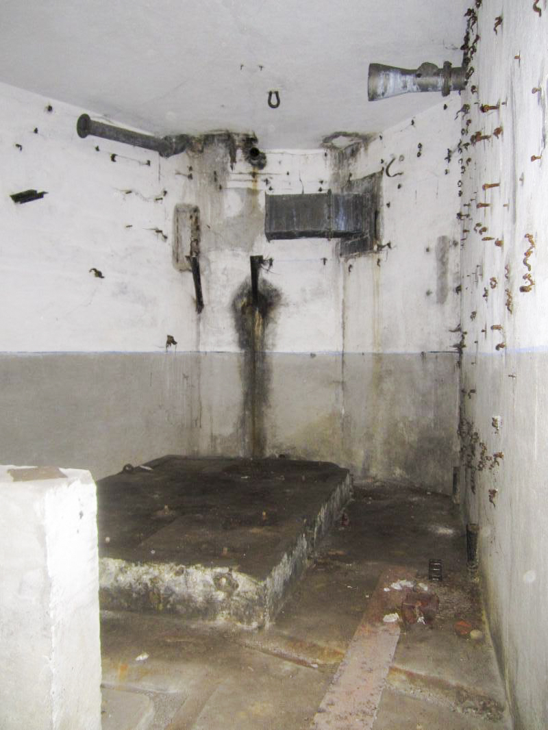 Ligne Maginot - OBERROEDERN NORD - (Casemate d'infanterie - Double) - Salle des machines - Gregory Fuchs