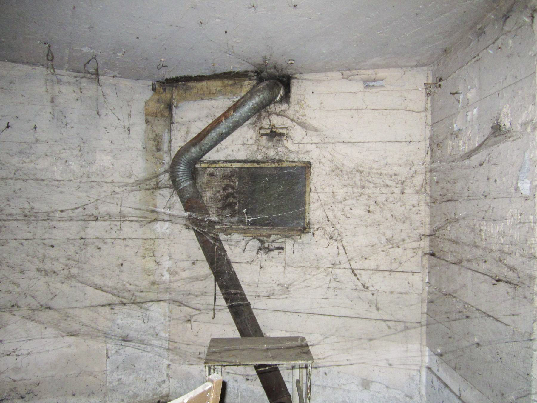 Ligne Maginot - 41 - RUE DE LA FOURMI - (Blockhaus pour arme infanterie) - Chambre de tir - G.Fuchs