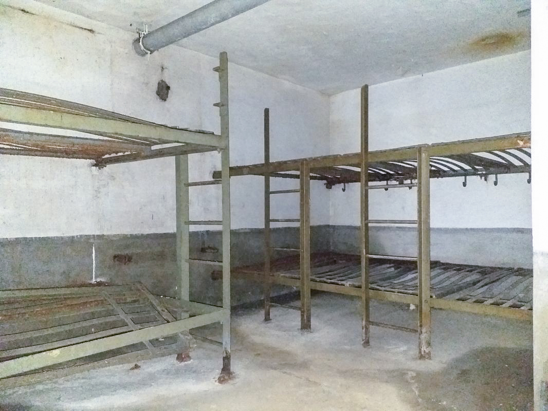 Ligne Maginot - BOIS de HOFFEN Ouest (Casemate d'infanterie) - Chambre de troupe - Gregory Fuchs