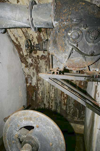 Ligne Maginot - VALLEE ETROITE - (Ouvrage d'infanterie) - Le ventilateur à bras de l'ouvrage - ZEIG Marc