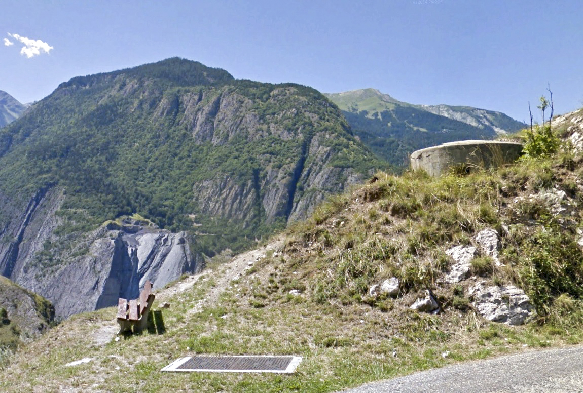 Ligne Maginot - B8B - LA PORTE 2 - (Blockhaus pour arme infanterie) -  - Google StreetView