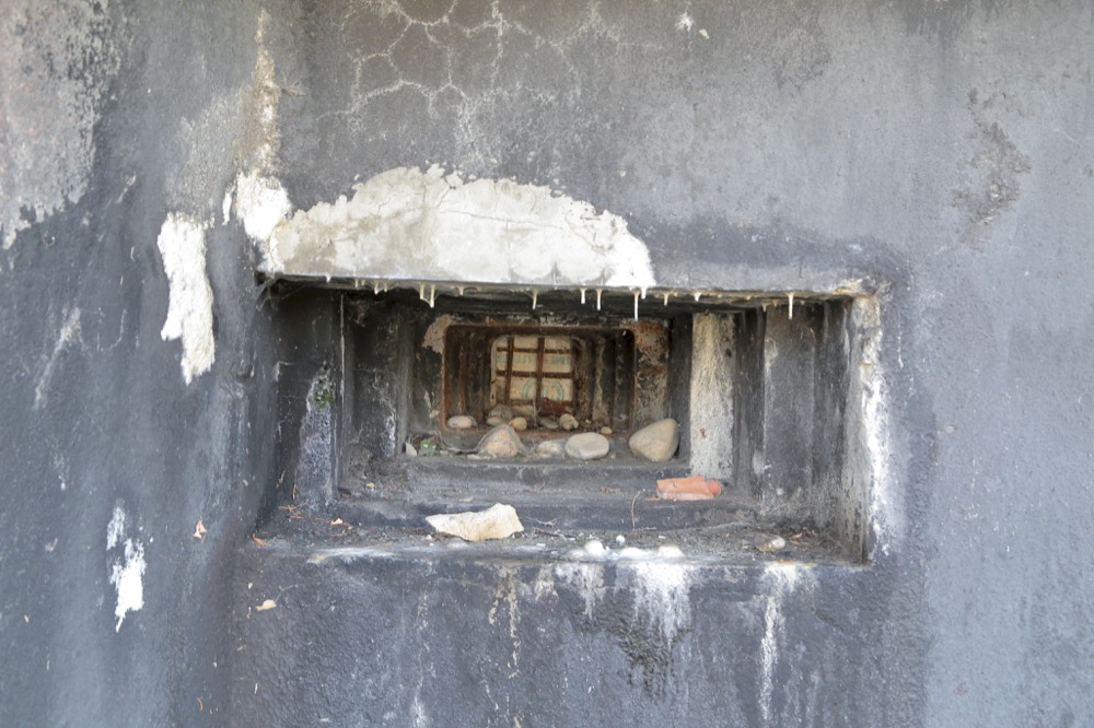 Ligne Maginot - 44/3 - ALGOLSHEIM NORD - (Casemate d'infanterie - Double) - Détail du créneau JM de la facade nord - Les Gardiens du Rhin