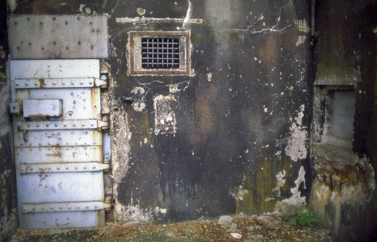 Ligne Maginot - 44/3 - ALGOLSHEIM NORD - (Casemate d'infanterie - Double) - La casemate en 1999 - Valentin Hemmert