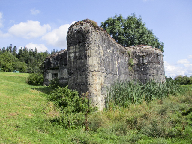 Ligne Maginot - B38 - REMORAY EST - (Casemate d'infanterie - Double) -  - Randonneur62
