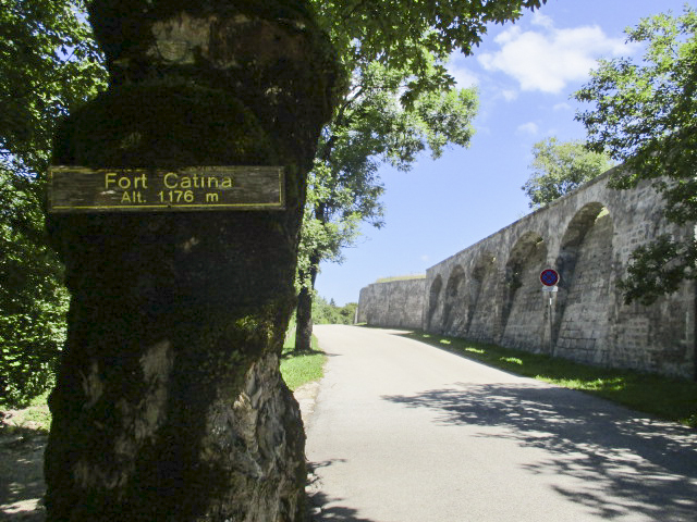 Ligne Maginot - FORT DU LARMONT SUPERIEUR - (Casernement) - Fort situé à proximité de la route conduisant au chalet de Gounefay. - Randonneur62