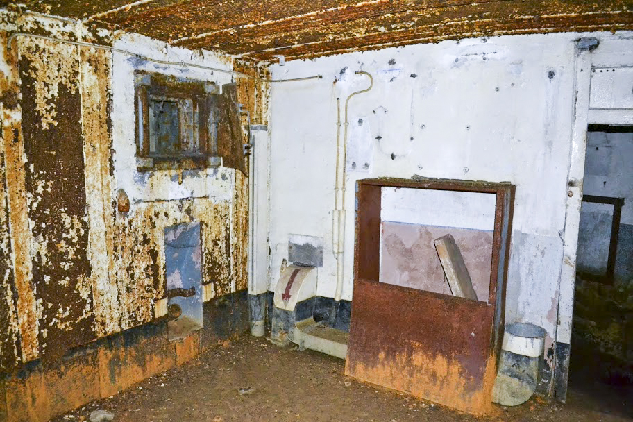 Ligne Maginot - BOIS DE KANFEN OUEST - C42 - (Casemate d'infanterie - Simple) - Chambre de tir - PAVEL Jan