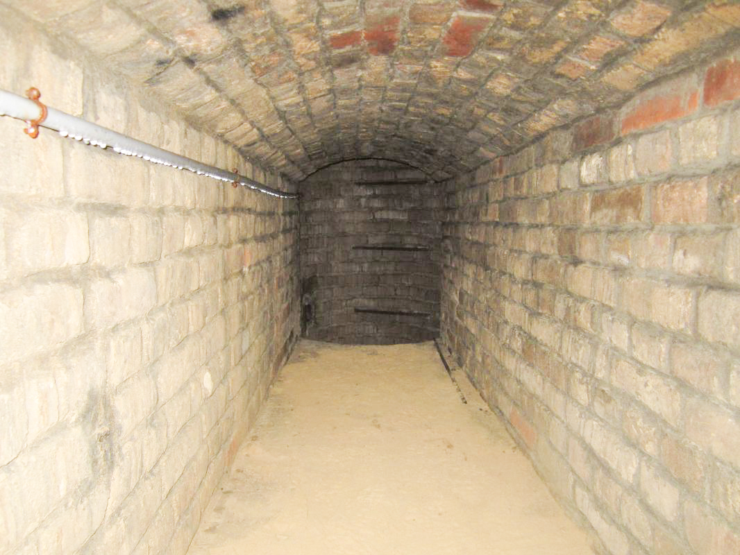 Ligne Maginot - I12 - (Abri) - Galerie donnant accès au puits - Les Gardiens du Rhin