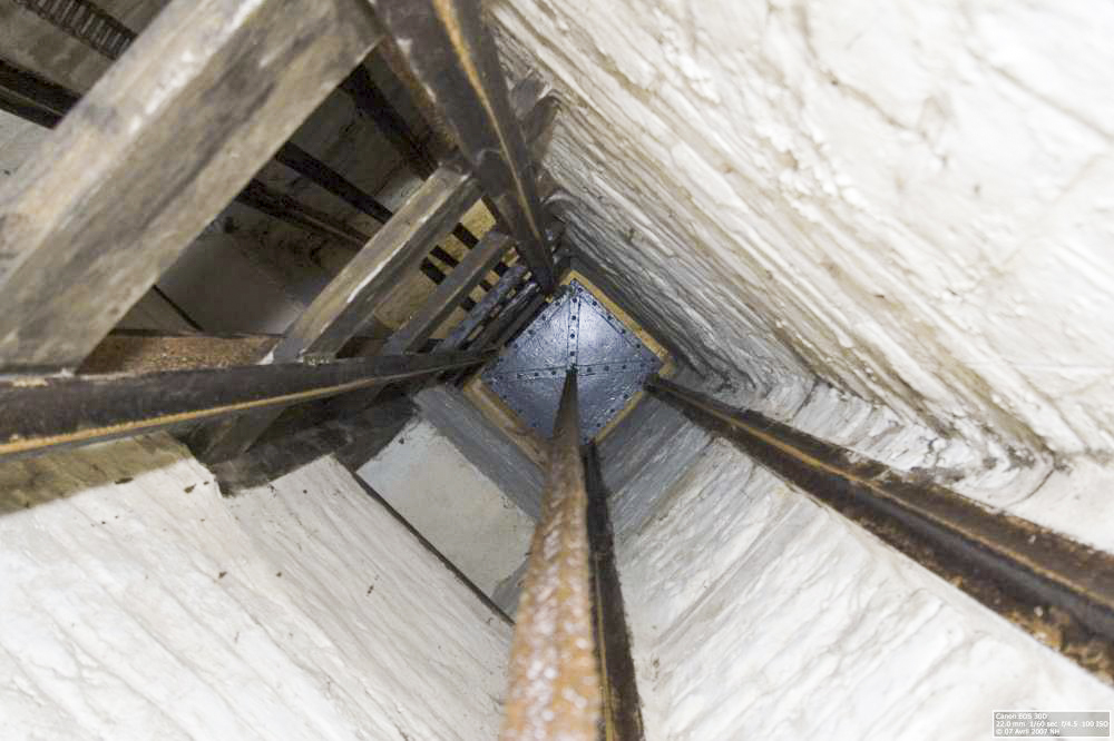 Ligne Maginot - FORT PETAIN  FRERE (172° RIF) - (PC de Sous-Secteur) - Puits du monte-charge - Nicolas HERMAMM