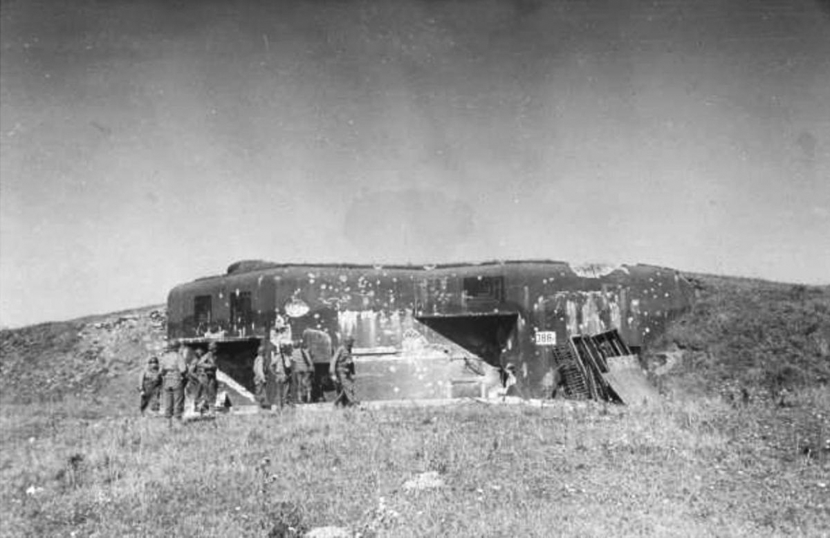 Ligne Maginot - ROUTE D'OTTANGE OUEST - C29 - (Casemate d'infanterie) -  - US Signal Corp