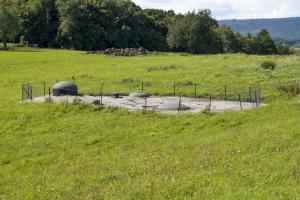 Ligne Maginot - SCHOENENBOURG - (Ouvrage d'artillerie) - Bloc 5
Tourelle de mortier de 81 mm, cloche GFM et cloche lance grenade (non équipée)