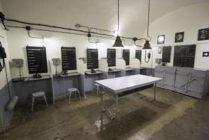 Ligne Maginot - SCHOENENBOURG - (Ouvrage d'artillerie) - Le PC de l'ouvrage
Reconstitution 