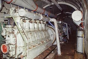 Ligne Maginot - MONTE GROSSO (MG) - E02 - (Ouvrage d'artillerie) - L'usine electrique
Moteurs SMIM type 6SR19 délivrant 150CV