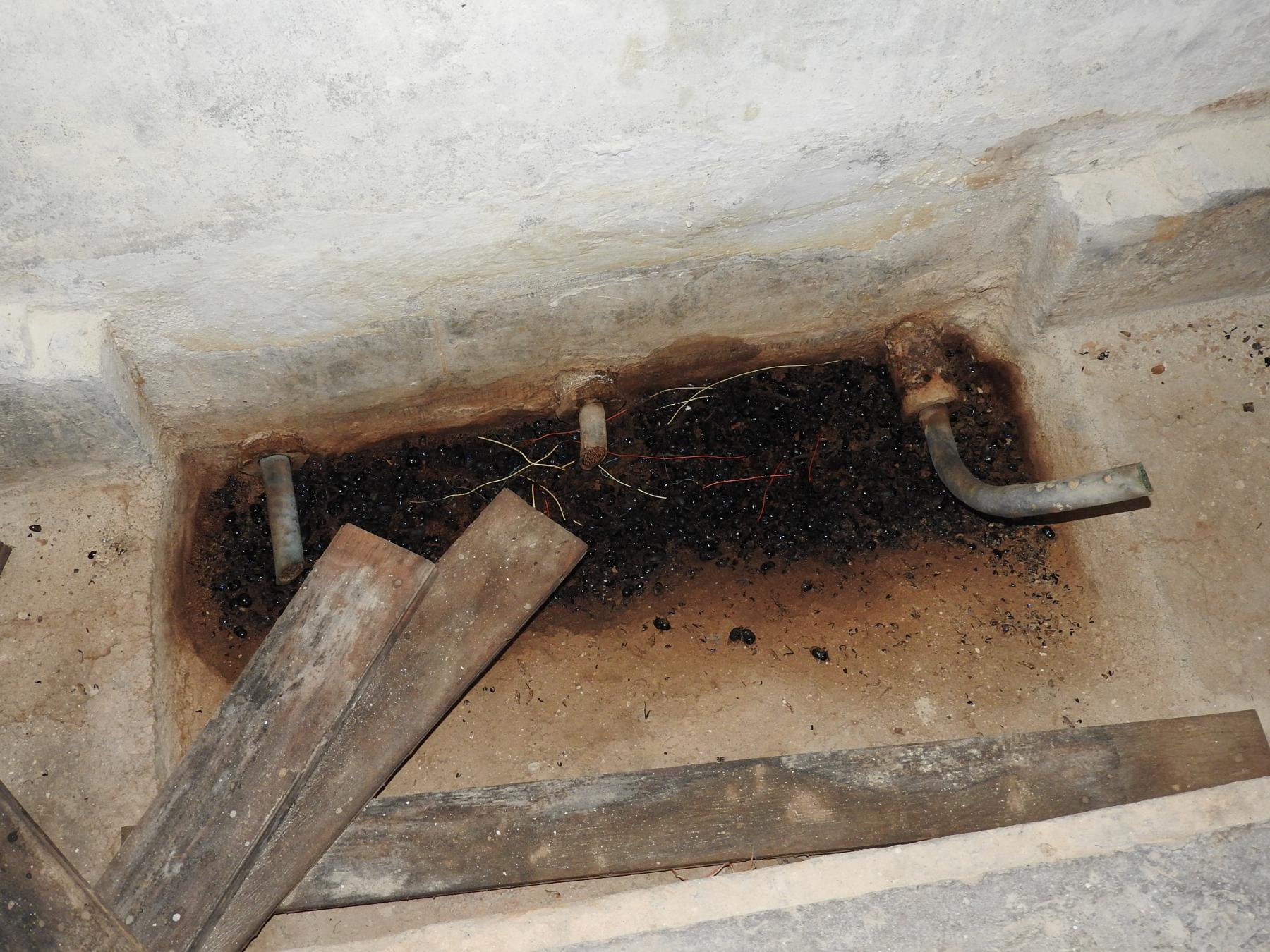Ligne Maginot - C1 - (Chambre de coupure) - L'entrée des câbles - STENGER Mathieu