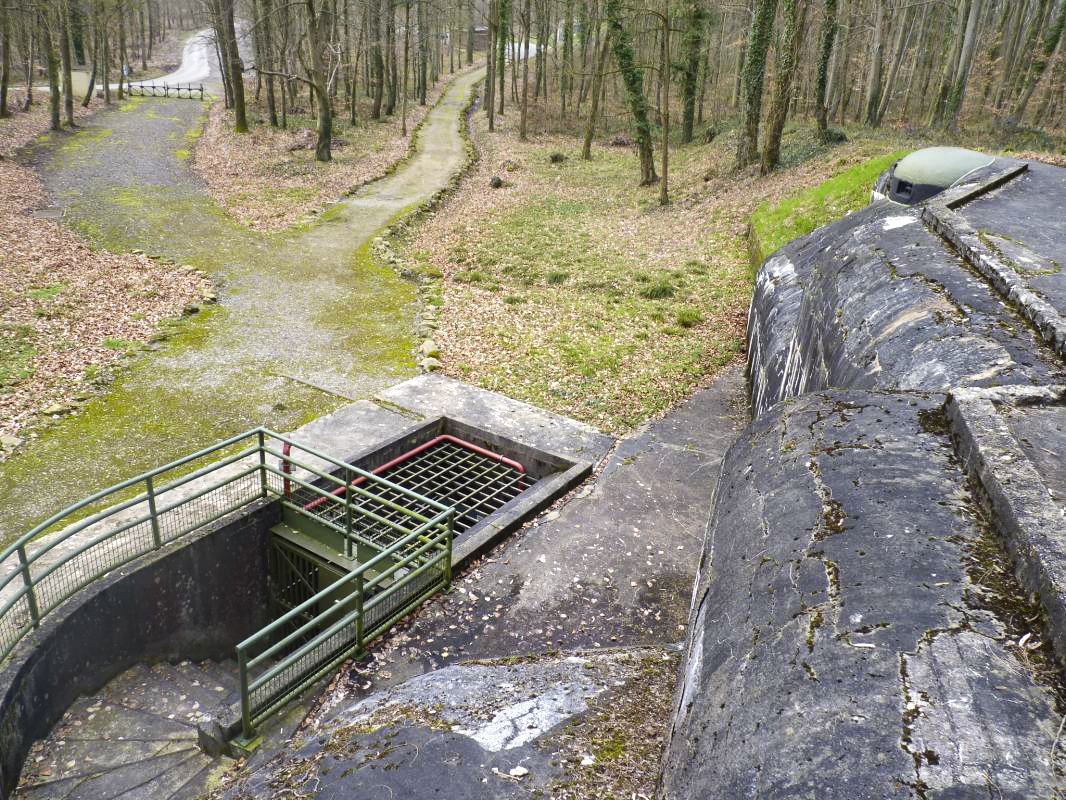 Ligne Maginot - SCHOENENBOURG - (Ouvrage d'artillerie) - Entrée des hommes - Aditus