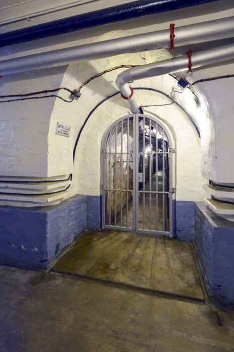 Ligne Maginot - SCHOENENBOURG - (Ouvrage d'artillerie) - Entrée de l'un des magasins à artifices. - Pascal LAMBERT