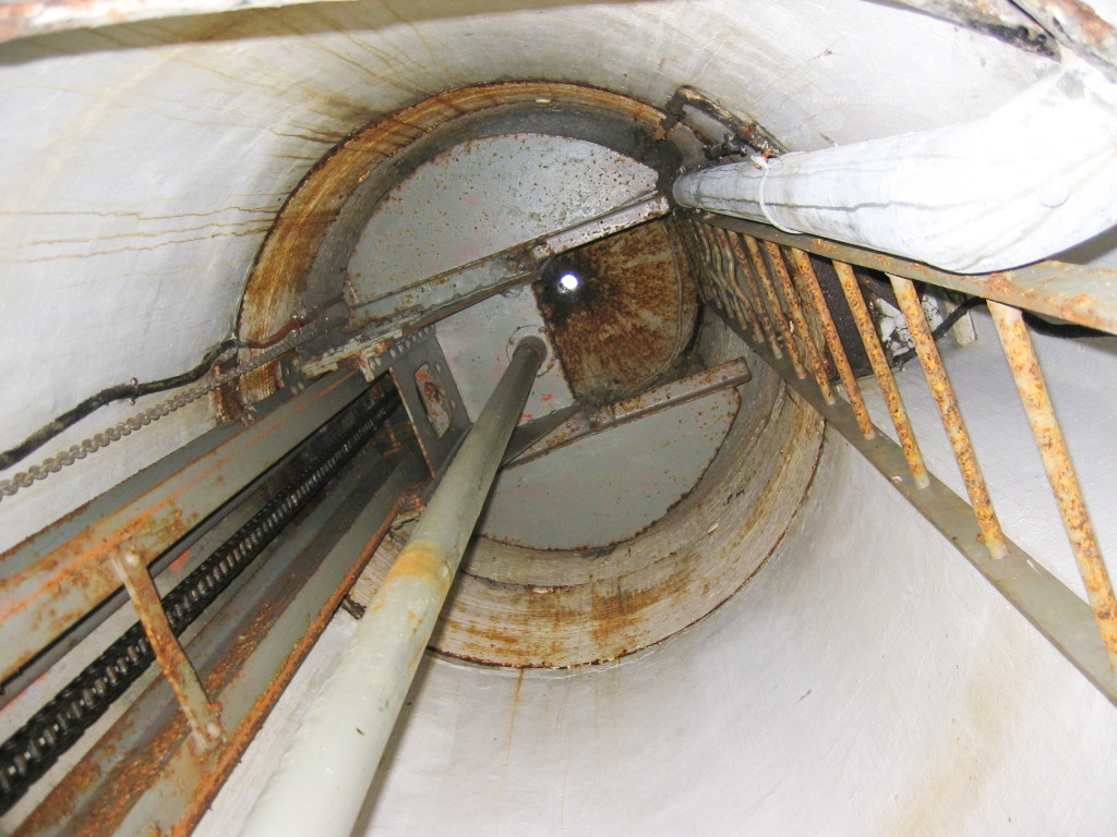 Ligne Maginot - HETTANGE GRANDE - O9 - (Observatoire d'artillerie) - Intérieur de la cloche GFM - Michel Teiten
