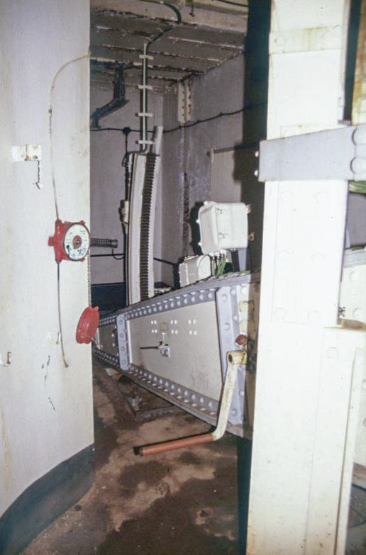 Ligne Maginot - MONTE GROSSO (MG) - E02 - (Ouvrage d'artillerie) - Bloc 6
Tourelle de 135 Mle 32, balancier d´équilibre de la tourelle - Michal Prasil