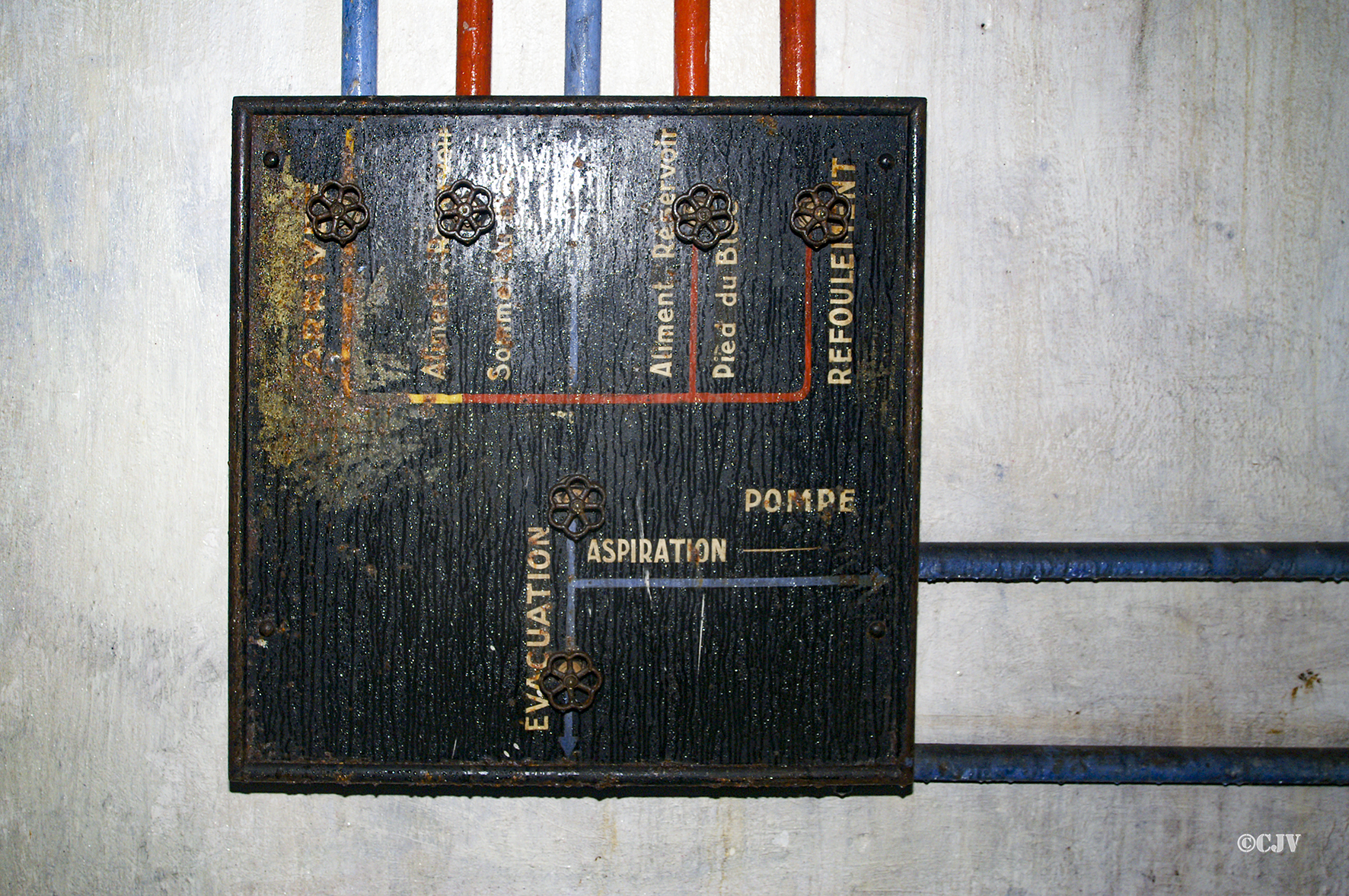 Ligne Maginot - MONTE GROSSO (MG) - E02 - (Ouvrage d'artillerie) - Tableau de remplissaient des citernes - Lia VERMEULEN
