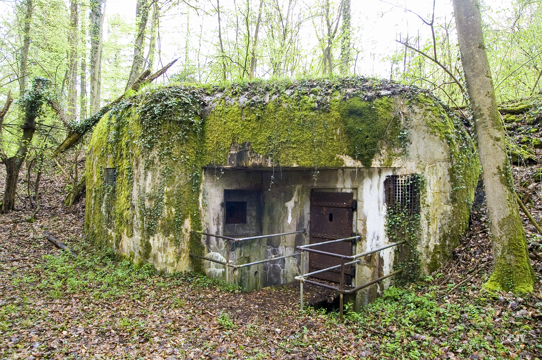 Ligne Maginot - Abri caverne d'ESCHERANGE - Coffre d'entrée gauche - Lia VERMEULEN