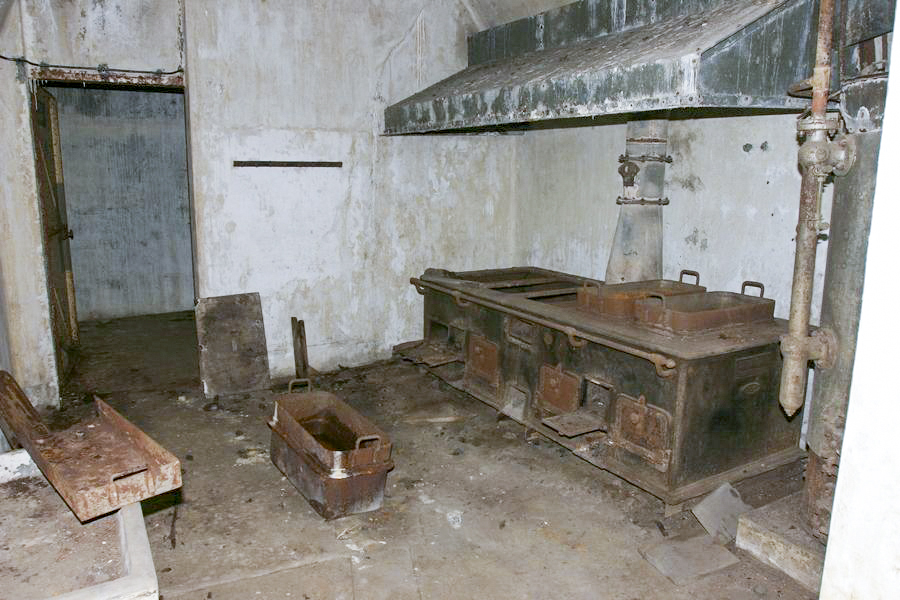 Ligne Maginot - BOIS d'ESCHERANGE - X3 (Quartier Kanfen - I/169°RIF) ( Abri ) - La cuisine - ZEIG Marc - Col  HUYGEN Georges