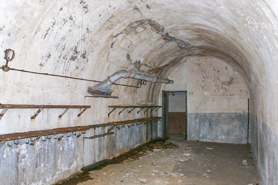 Ligne Maginot - BOIS d'ESCHERANGE - X3 (Quartier Kanfen - I/169°RIF) ( Abri ) - Une chambrée troupe - ZEIG Marc - Col  HUYGEN Georges