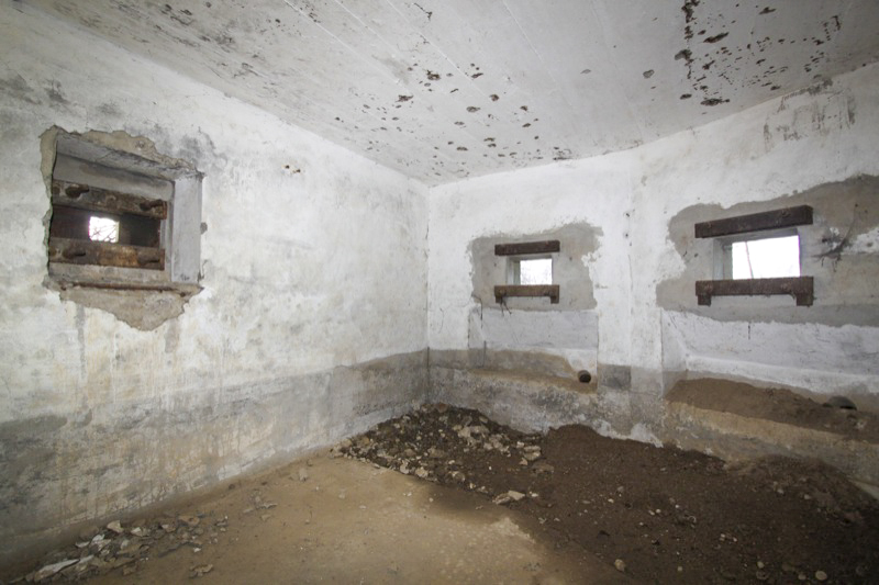 Ligne Maginot - HECKENMUEHLE OUEST - (Blockhaus pour arme infanterie) - La chambre de tir - Antoine SCHOEN